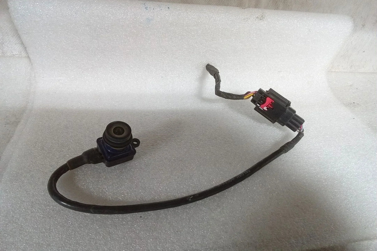 Stylish Pre-Owned 2013 Jeep Grand Cherokee Gate Mounted Rear View Camera 56054059AD OEM LKQ (Good)