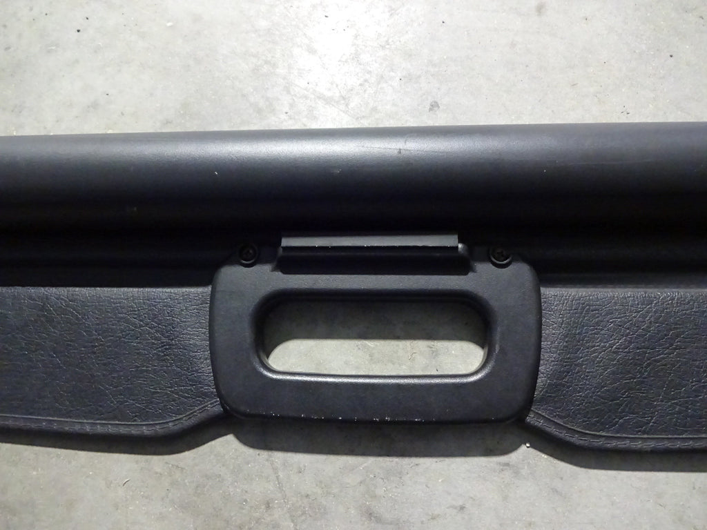 Pre-Owned 2009 Jeep Grand Cherokee Rear Black Cargo Cover OEM (Good)