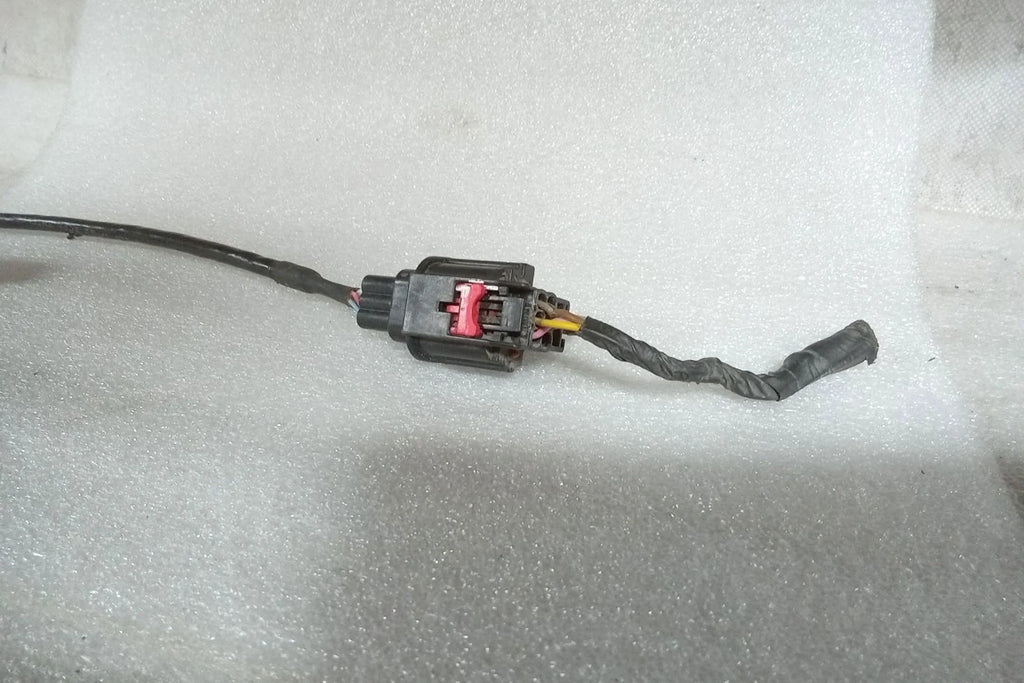 Stylish Pre-Owned 2013 Jeep Grand Cherokee Gate Mounted Rear View Camera 56054059AD OEM LKQ (Good)
